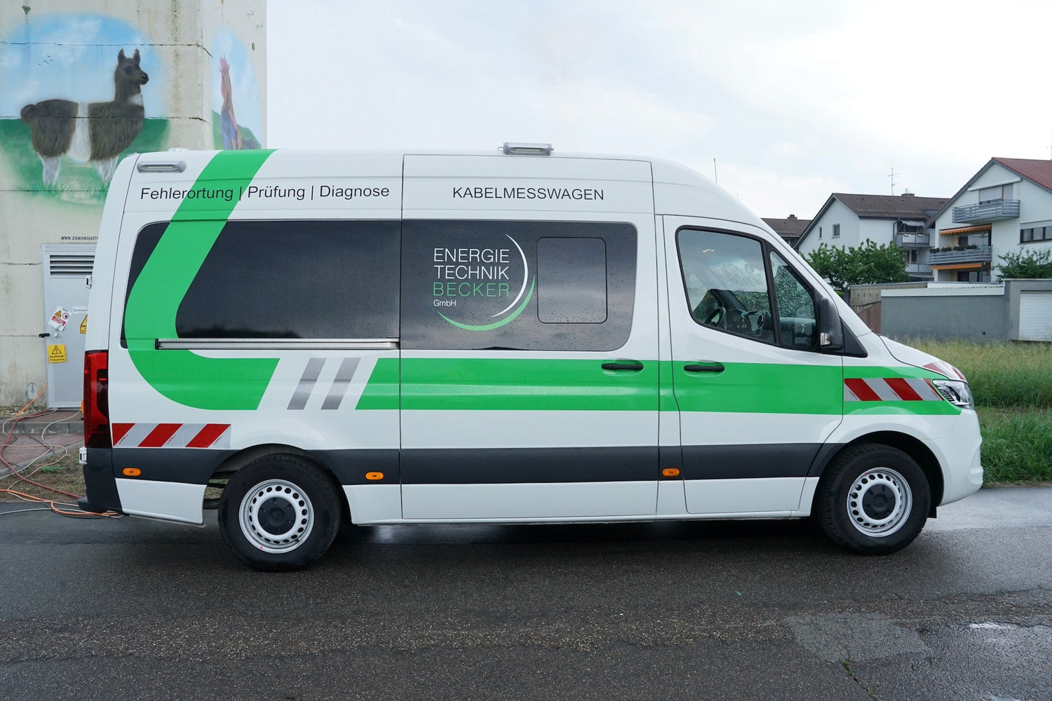 Hightech auf vier Rädern – So läuft ein Einsatz mit dem Kabelmesswagen bei Ihnen ab!