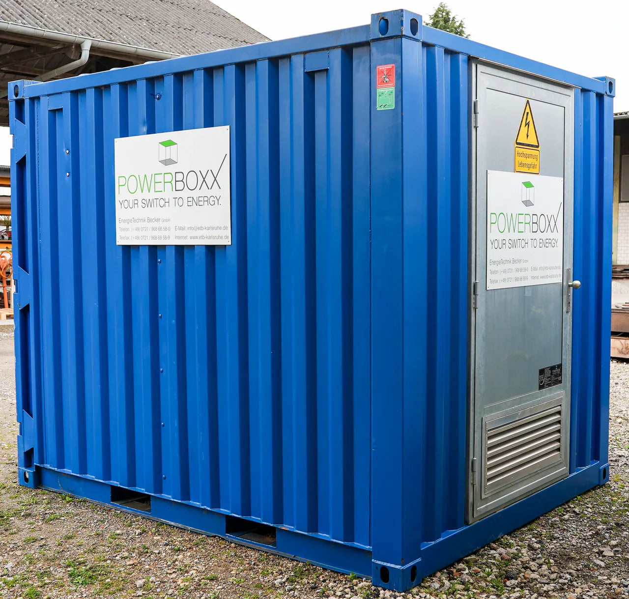 Containerstation oder Gebäudestation: Welche Lösung ist wirtschaftlicher, sicherer und zukunftsfähiger?