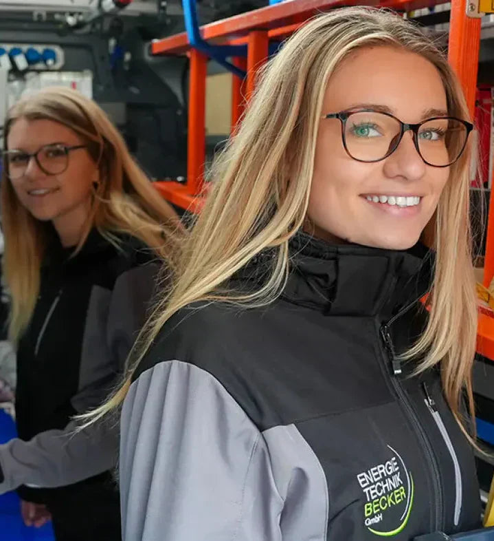 ETB im Stadtgespräch bei KA-News: Elektrotechnik als Teamarbeit – Ein Blick hinter die Kulissen!