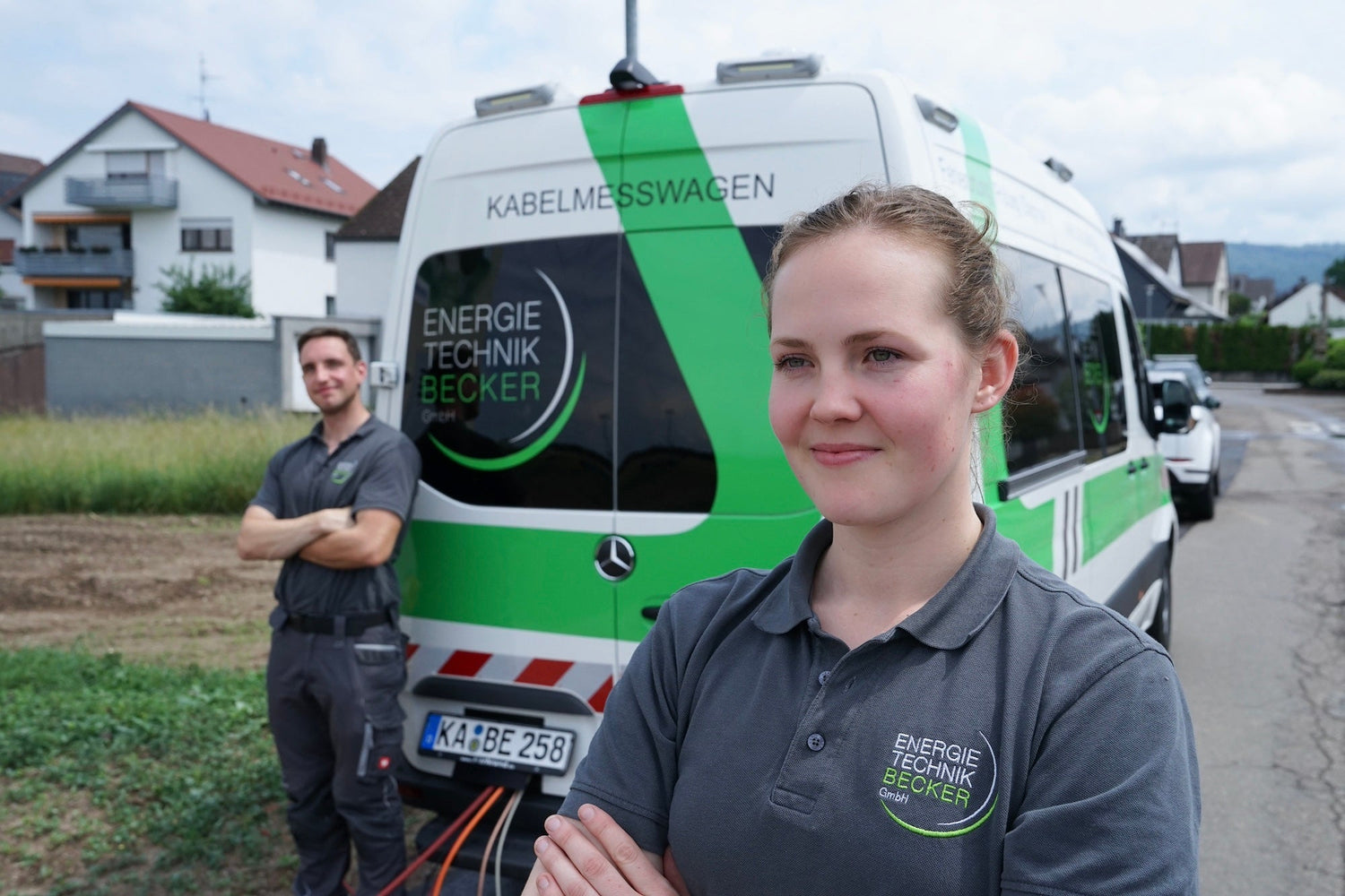 Modern ausgestatteter Kabelmesswagen mit integrierter Diagnosetechnik zur Fehlerortung und Zustandsbewertung